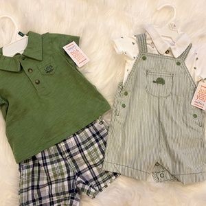 2 sets of boys outfits ( 3months)